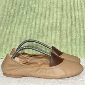 Eureka! Women's Audrey GoPro Tan Leather Bendable Ballet Flats Shoes Size US 9M